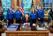 Trump entregará la máxima distinción espacial de EE.UU. a los astronautas del Artemis II