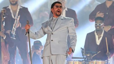 Bad Bunny gana su primer Emmy gracias a su espectáculo de medio tiempo del Super Bowl
