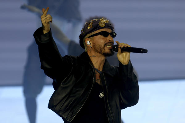 El colombiano J Balvin cautivó con su reguetón a los rockeros del Rock in Río