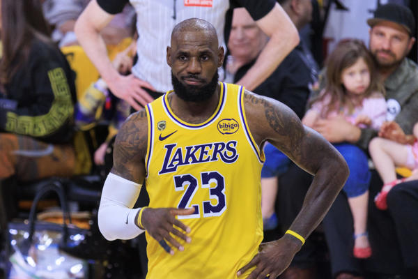 Los Lakers aseguran que la salida de LeBron James fue "amistosa"