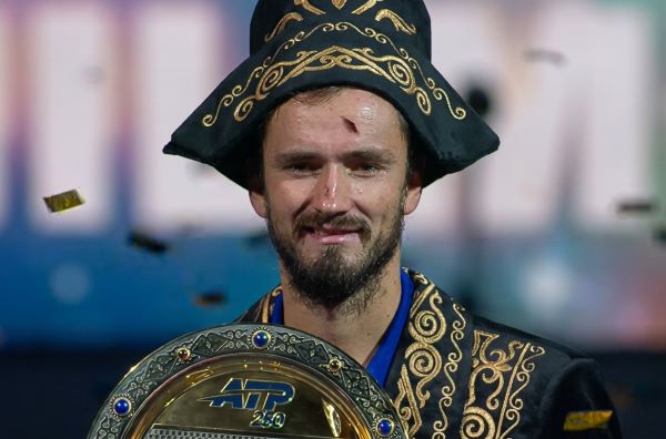 Medvedev se convirtió en el campeón del torneo ATP 250 de Almaty