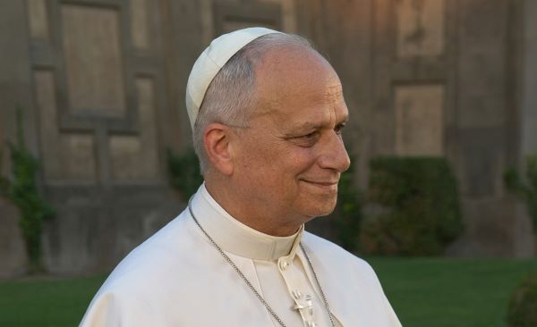 El Vaticano confirma gira del papa León XIV tras recibir el alta médica