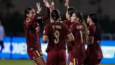 Vinotinto Femenina Sub-17