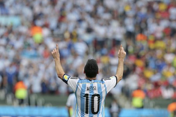 Messi se despide de Argentina como dueño de una colección de récords