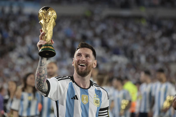 La Universidad de Buenos Aires distingue a Lionel Messi con doctorado honoris causa